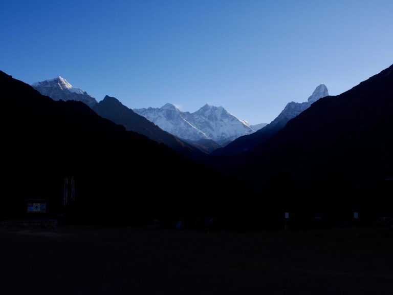 Commentary: Mount Everest: Playground for the Rich