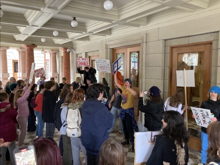 NWA Students Walk Out to Protest Gun Violence